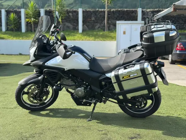 Suzuki V-Strom 1000 2013 - 5490 EUR, 49970 km - AUTO.MOTO.pt - 49970km - foto 3 de 16