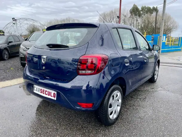 Dacia Sandero 2019 - 10500 EUR, 53499 km - AUTO.MOTO.pt - 53499km - foto 7 de 26