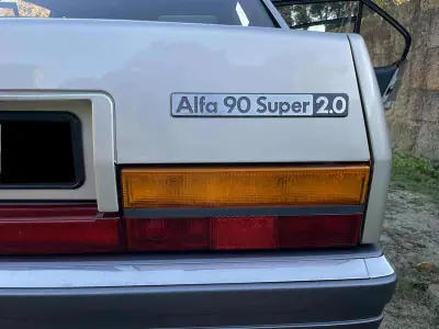 Alfa Romeo 90 1988 - 18900 EUR, 27700 km - AUTO.MOTO.pt - 27700km - foto 37 de 60