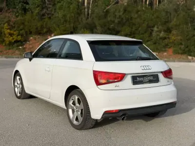 Audi A1 2017 - 12900 EUR, 164200 km - AUTO.MOTO.pt - 164200km - foto 16 de 22