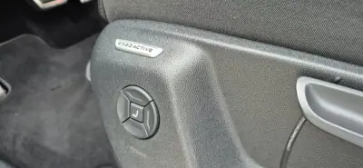 Volkswagen Tiguan 2025 - 48000 EUR, 12000 km - AUTO.MOTO.pt - 12000km - foto 12 de 40