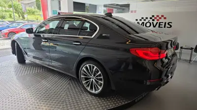 BMW 530 2017 - 21900 EUR, 230206 km - AUTO.MOTO.pt - 230206km - foto 19 de 58