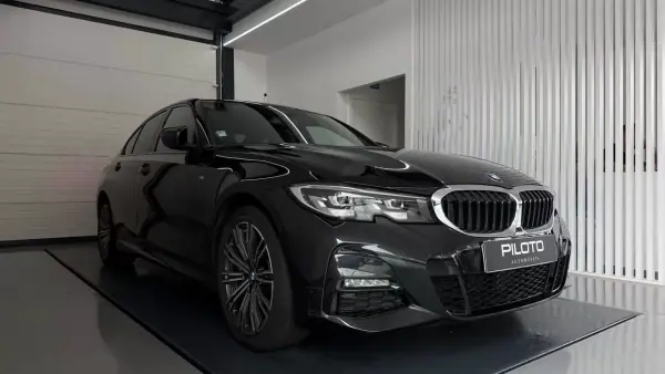 BMW 330 2019 - 30990 EUR, 62341 km - AUTO.MOTO.pt - 62341km - foto 5 de 33