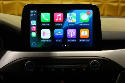 Ford Focus SW 2019 - 13900 EUR, 160000 km - AUTO.MOTO.pt - 160000km - foto 24 de 32