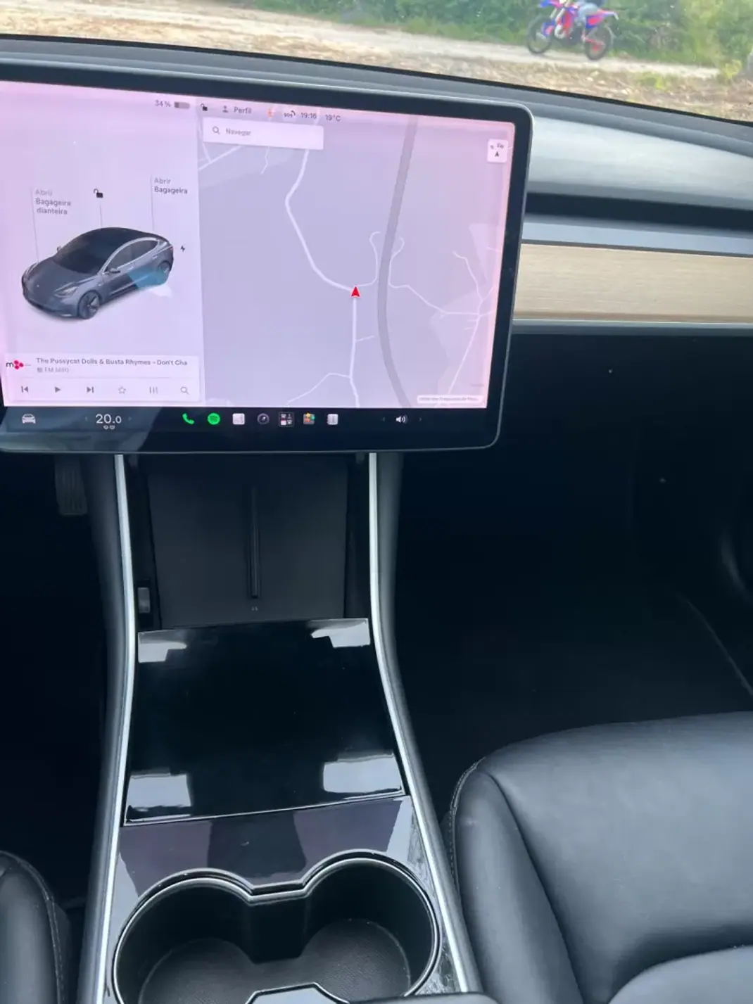 Tesla Model 3 2020 - 21900 EUR, 161211 km - AUTO.MOTO.pt - 161211km - foto 27 de 29