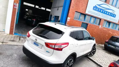 Nissan Qashqai 2015 - 12600 EUR, 167000 km - 167000km - foto 13 de 17