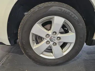 Dodge Journey 2010 - 8800 EUR, 217281 km - 217281km - foto 35 de 37