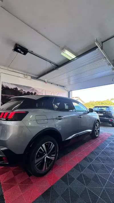 Peugeot 3008 2018 - 16900 EUR, 167000 km - AUTO.MOTO.pt - 167000km - foto 3 de 10