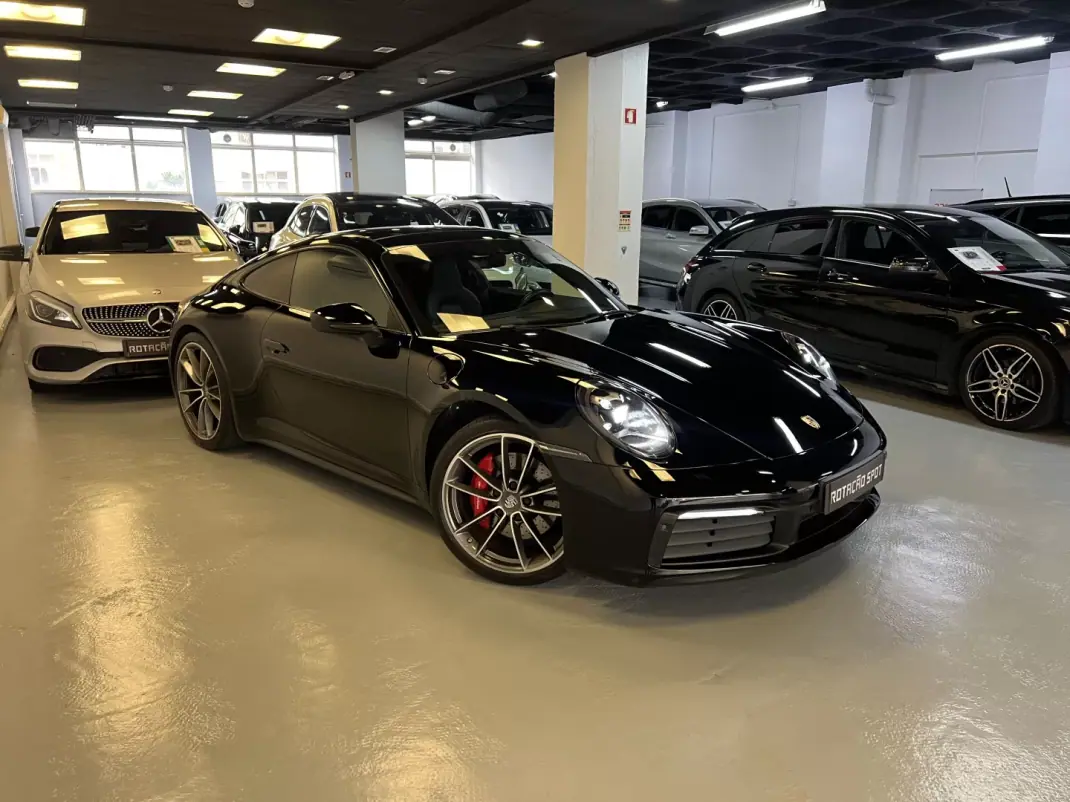 Porsche 992 2019 - 139990 EUR, 90000 km - AUTO.MOTO.pt - 90000km - foto 45 de 56