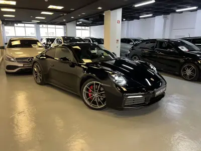Porsche 992 2019 - 139990 EUR, 90000 km - AUTO.MOTO.pt - 90000km - foto 45 de 56