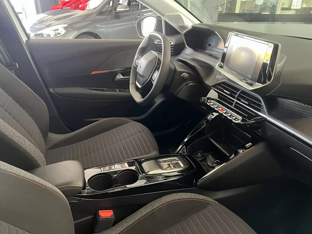 Peugeot e-208 2022 - 17600 EUR, 32358 km - AUTO.MOTO.pt - 32358km - foto 16 de 24
