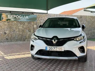 Renault Captur 2020 - 21900 EUR, 49585 km - AUTO.MOTO.pt - 49585km - foto 2 de 19