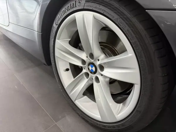 BMW 335 2007 - 22990 EUR, 159000 km - AUTO.MOTO.pt - 159000km - foto 9 de 14