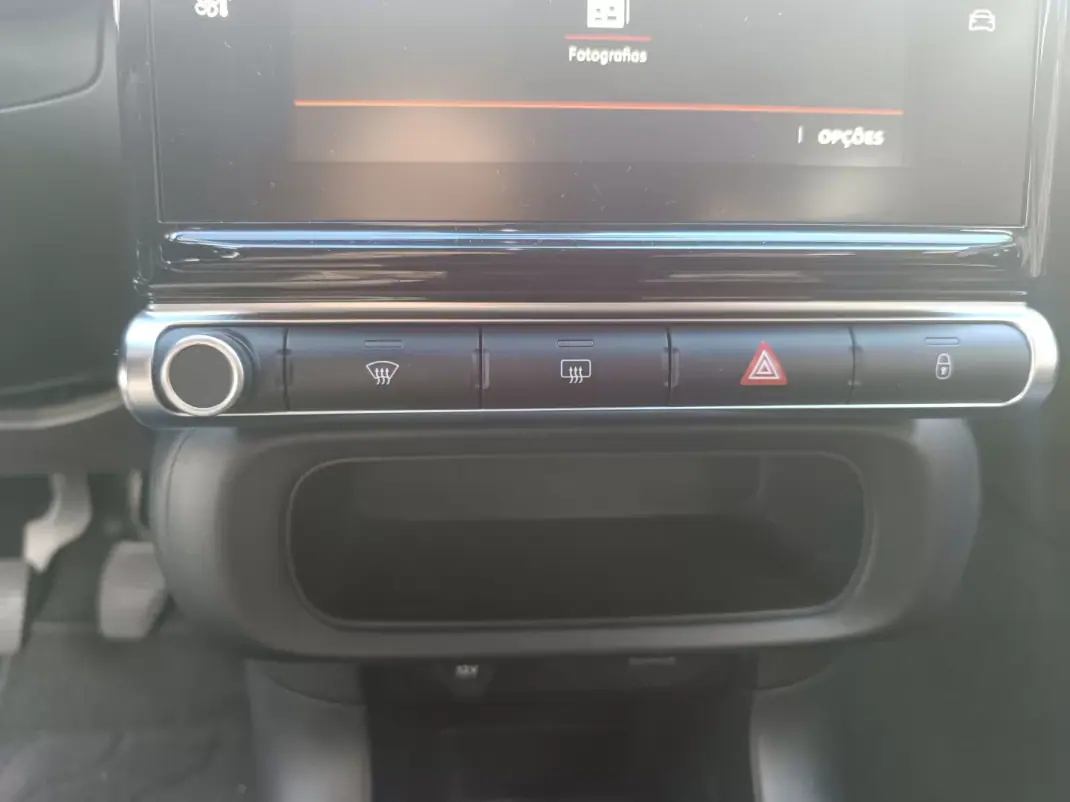 Citroën C3 2017 - 9900 EUR, 158504 km - AUTO.MOTO.pt - 158504km - foto 19 de 32