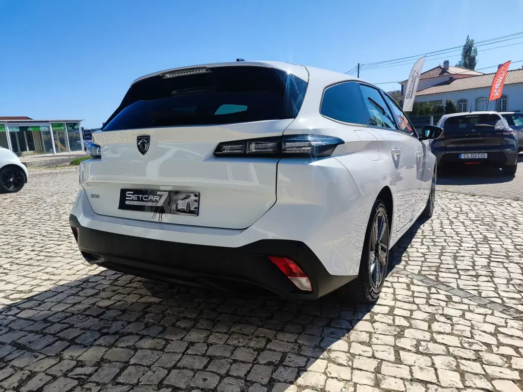 Peugeot 308 SW 2022 - 17900 EUR, 142000 km - 142000km - foto 7 de 27
