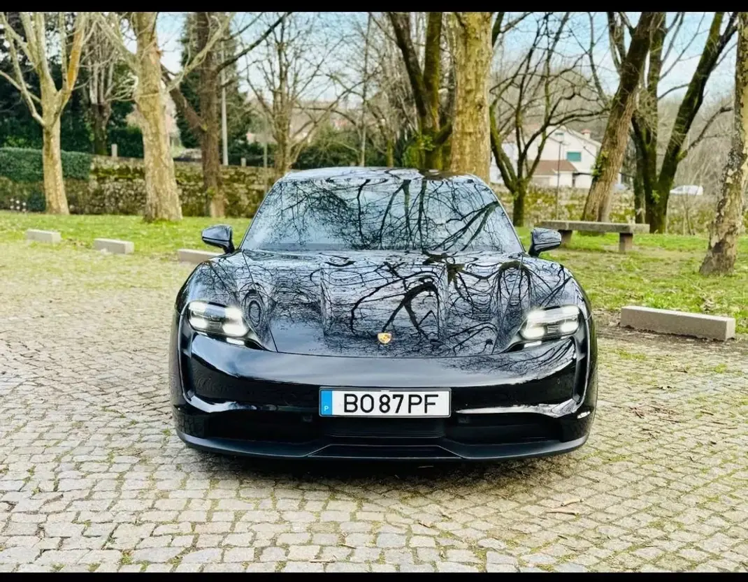 Porsche Taycan 2021 - 53950 EUR, 156280 km - AUTO.MOTO.pt - 156280km - foto 2 de 27
