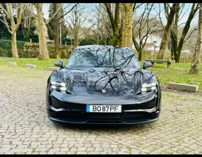 Porsche Taycan 2021 - 53950 EUR, 156280 km - AUTO.MOTO.pt - 156280km - foto 2 de 27