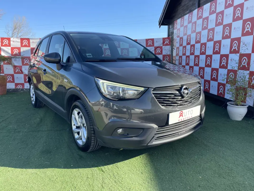 Opel Crossland X 2018 - 11490 EUR, 157660 km - AUTO.MOTO.pt - 157660km - foto 1 de 20