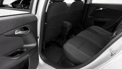Fiat Tipo Station Wagon 2022 - 8999 EUR, 220000 km - 220000km - foto 7 de 8
