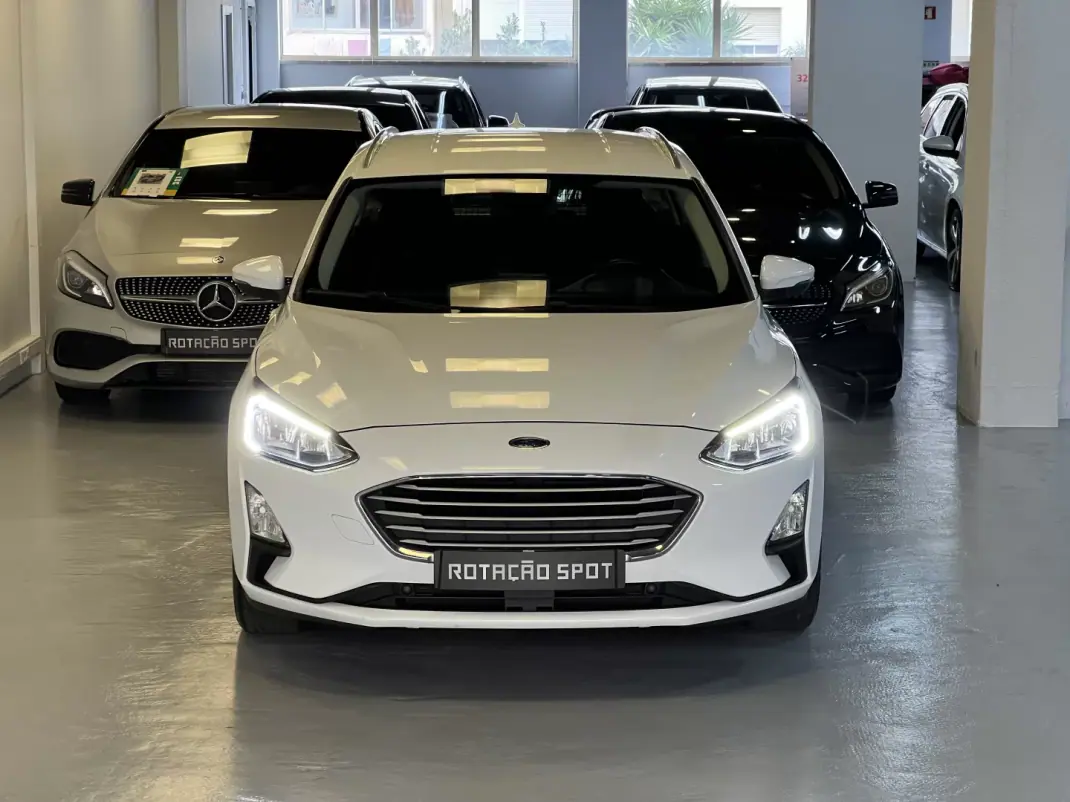 Ford Focus SW 2020 - 12990 EUR, 170000 km - AUTO.MOTO.pt - 170000km - foto 30 de 38