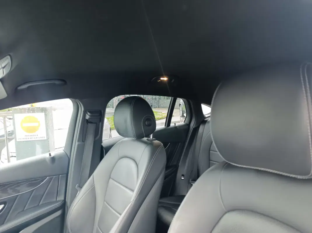 Mercedes-Benz GLC 350 2018 - 44900 EUR, 106000 km - AUTO.MOTO.pt - 106000km - foto 32 de 42