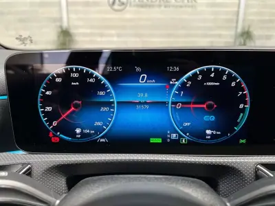 Mercedes-Benz A 250 Limousine 2022 - 28950 EUR, 31579 km - AUTO.MOTO.pt - 31579km - foto 48 de 52