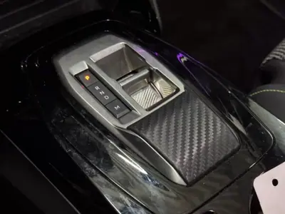 Peugeot 208 2025 - 23990 EUR, 32892 km - AUTO.MOTO.pt - 32892km - foto 16 de 20