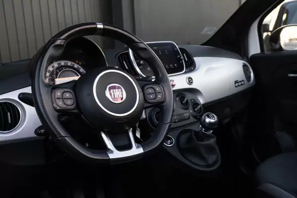 Fiat 500C 2021 - 11600 EUR, 114000 km - AUTO.MOTO.pt - 114000km - foto 29 de 34
