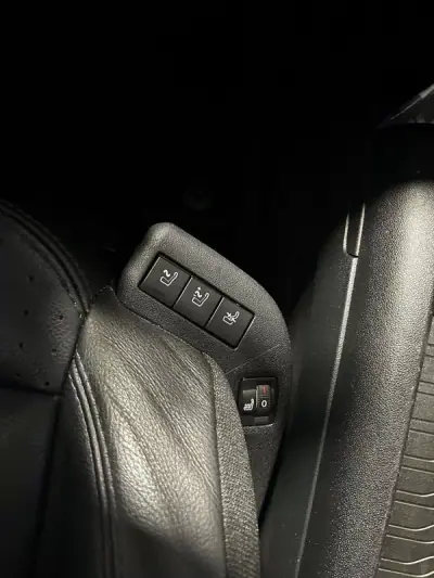 Citroën C4 Spacetourer 2022 - 22000 EUR, 111000 km - AUTO.MOTO.pt - 111000km - foto 27 de 46