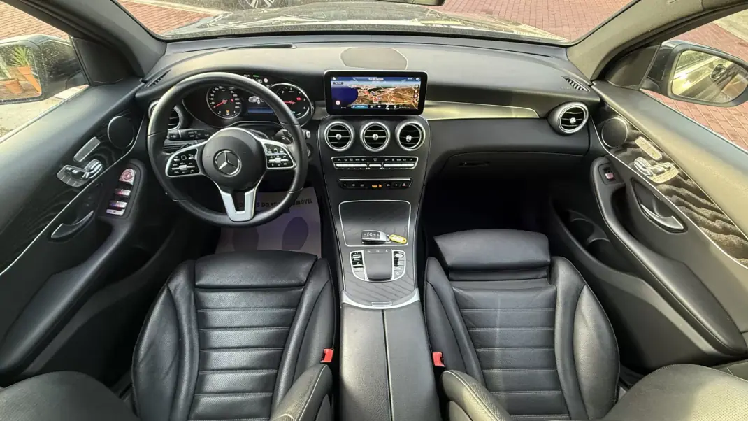 Mercedes-Benz GLC 300 2022 - 36990 EUR, 139000 km - 139000km - foto 34 de 41