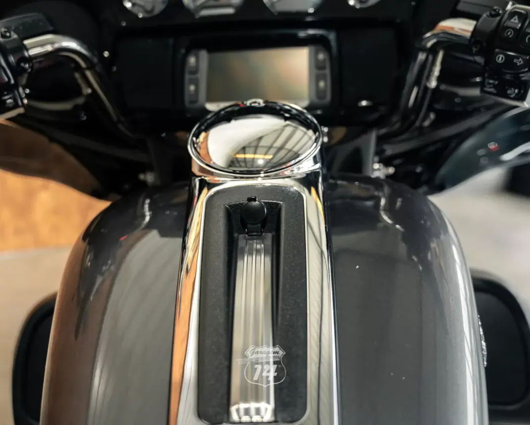 Harley-Davidson Electra Glide Ultra Classic 2014 - 18990 EUR, 24980 km - AUTO.MOTO.pt - 24980km - foto 12 de 46