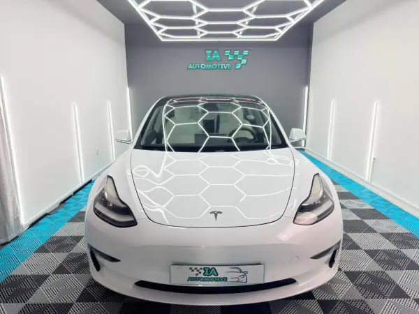 Tesla Model 3 2020 - 24500 EUR, 134000 km - AUTO.MOTO.pt - 134000km - foto 3 de 21