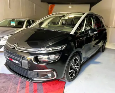 Citroën C4 Spacetourer 2022 - 22000 EUR, 111000 km - AUTO.MOTO.pt - 111000km - foto 1 de 46
