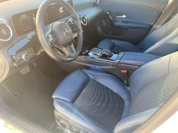 Mercedes-Benz A 180 2019 - 20947 EUR, 127450 km - AUTO.MOTO.pt - 127450km - foto 10 de 20