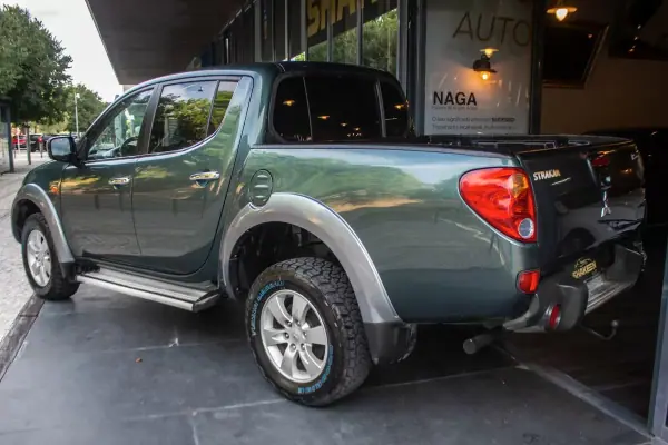 Mitsubishi L200 2007 — photo 3 of 27