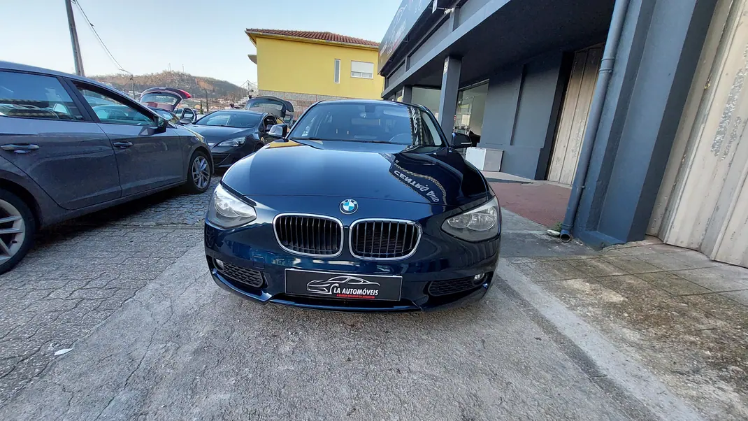 BMW 116 2013 - 8000 EUR, 239000 km - AUTO.MOTO.pt - 239000km - foto 2 de 15