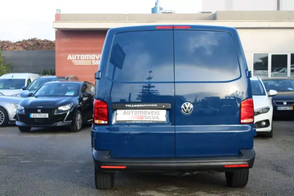 VW Transporter 2.0 TDI Confortline Extra 150Cv 2021 - 22990 EUR, 115000 km - AUTO.MOTO.pt - 115000km - foto 8 de 19