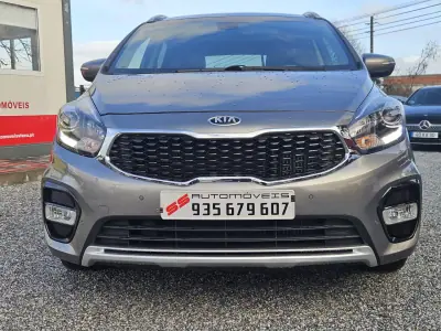 Kia Carens 2018 - 17500 EUR, 138200 km - AUTO.MOTO.pt - 138200km - foto 5 de 63
