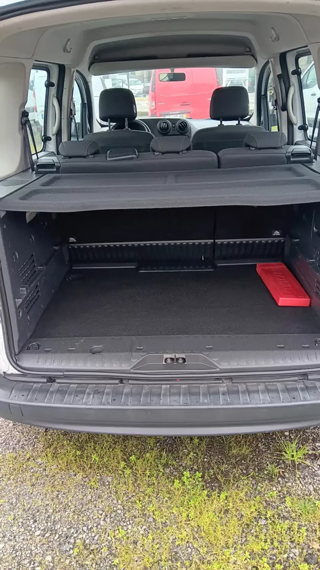 Mercedes-Benz Citan 2018 - 9500 EUR, 399443 km - AUTO.MOTO.pt - 399443km - foto 16 de 18