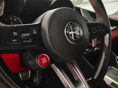 Alfa Romeo Giulia 2018 - 62500 EUR, 53000 km - AUTO.MOTO.pt - 53000km - foto 60 de 60