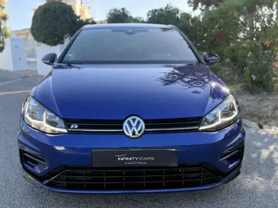 Volkswagen Golf 2018 - 35999 EUR, 80000 km - AUTO.MOTO.pt - 80000km - foto 3 de 23