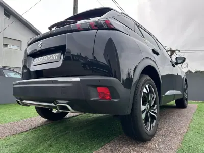 Peugeot 2008 2021 - 16900 EUR, 130000 km - AUTO.MOTO.pt - 130000km - foto 18 de 61