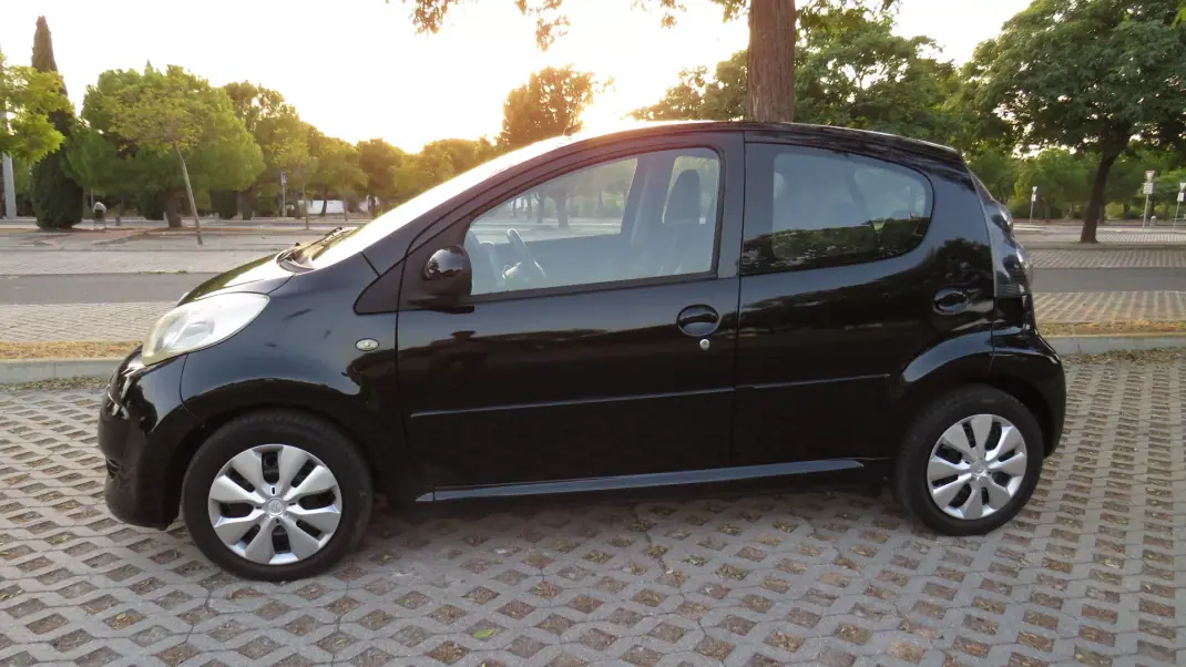 Citroën C1 2011 - 6600 EUR, 134000 km - 134000km - foto 2 de 18