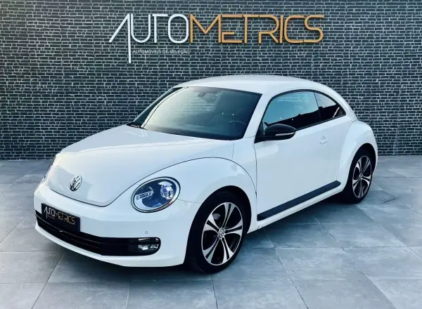 Volkswagen New Beetle 2012 - 10900 EUR, 229000 km - AUTO.MOTO.pt - 229000km - foto 10 de 14