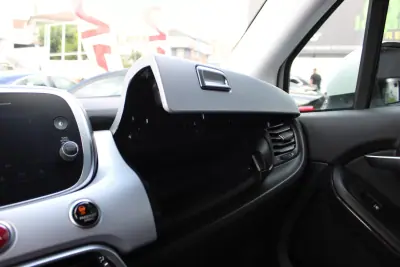 Fiat 500X 2021 - 16400 EUR, 7450 km - 7450km - foto 20 de 38