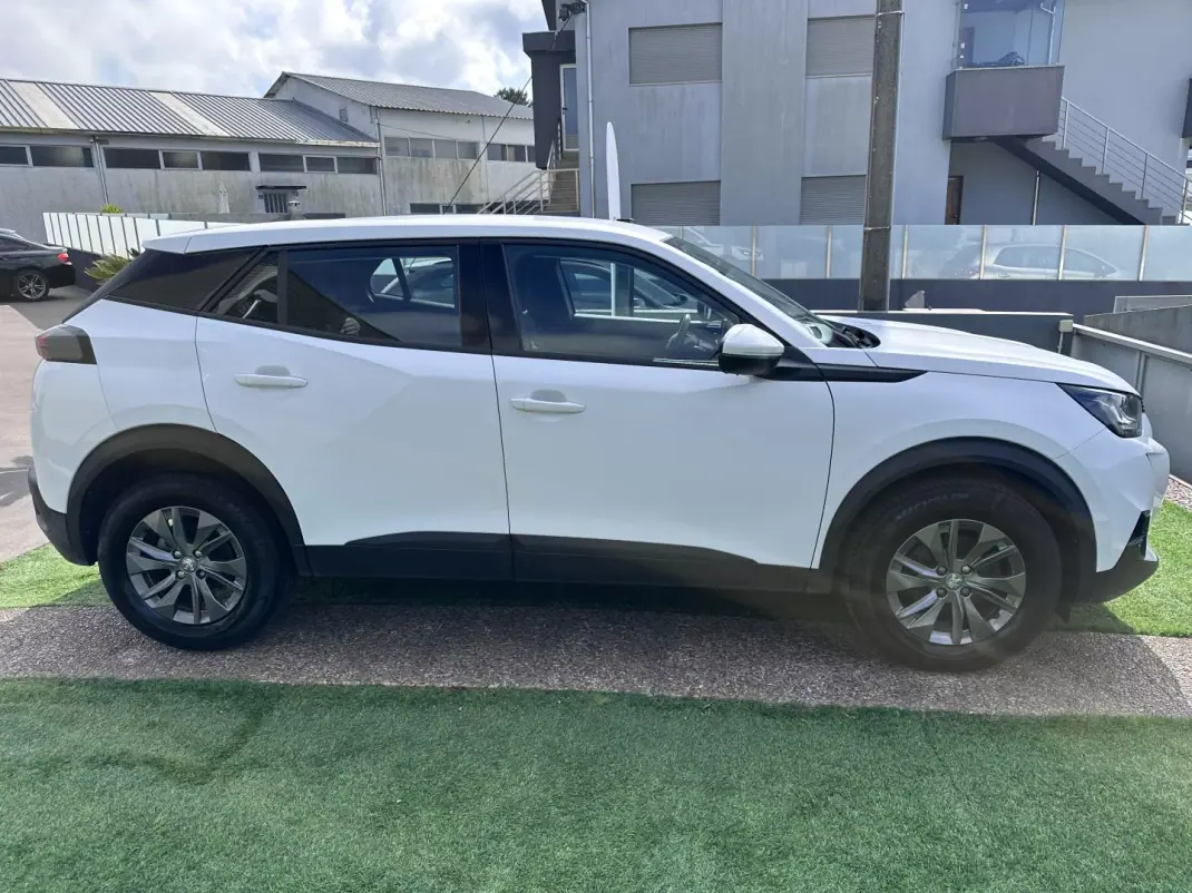 Peugeot 2008 2020 - 14900 EUR, 129000 km - AUTO.MOTO.pt - 129000km - foto 15 de 56