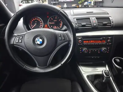 BMW 118 2012 - 13950 EUR, 239213 km - AUTO.MOTO.pt - 239213km - foto 25 de 39