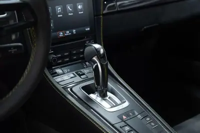 Porsche 718 Cayman 2021 - 134950 EUR, 23000 km - AUTO.MOTO.pt - 23000km - foto 18 de 41