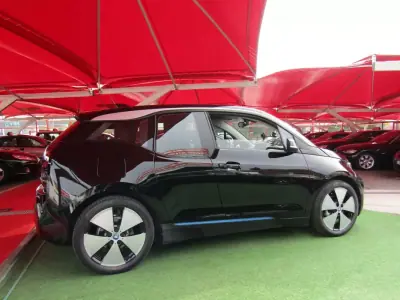 BMW i3 2018 - 17000 EUR, 99120 km - 99120km - foto 15 de 21