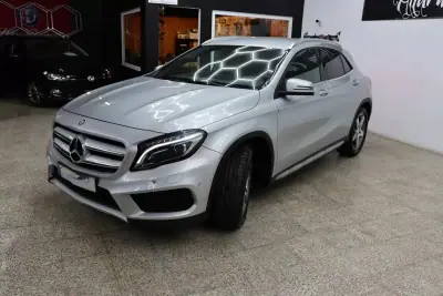 Mercedes-Benz GLA 200 2015 - 22900 EUR, 128425 km - AUTO.MOTO.pt - 128425km - foto 6 de 24